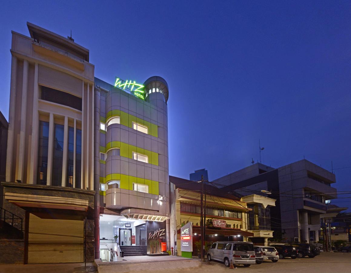 Whiz Hotel Falatehan Джакарта Экстерьер фото
